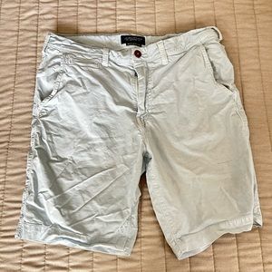 American Eagle, baby blue khaki shirt. Size 32